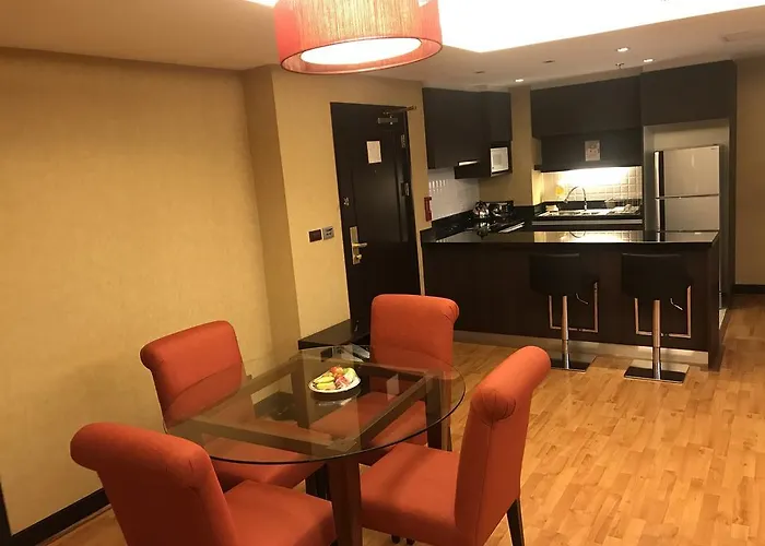 Rembrandt ホテル 4*